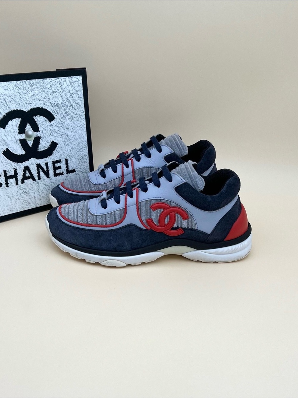 CHANEL Navy, Gray & Red Men's Low-Top Sneakers